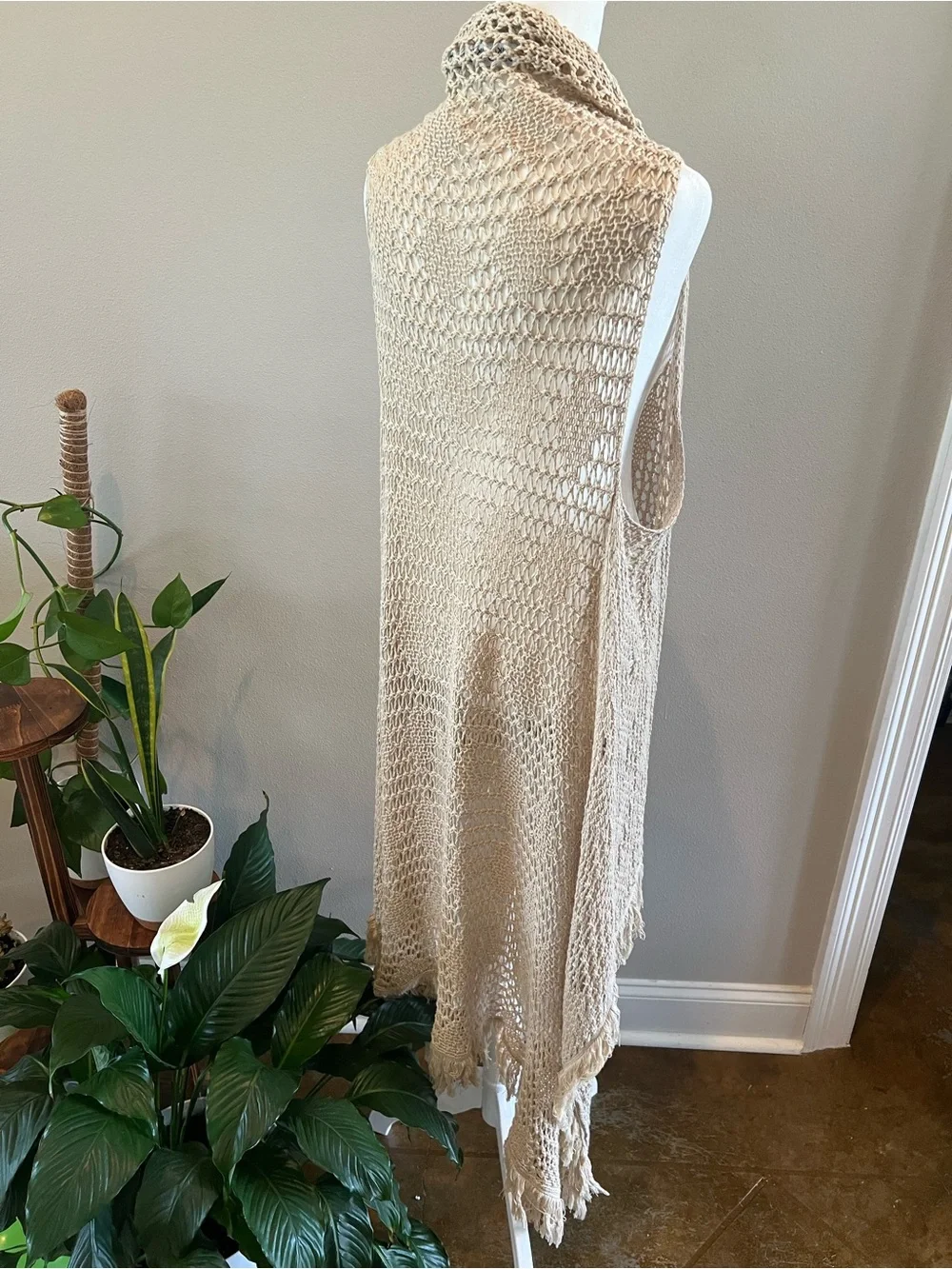 Open-Knit Fringe Crochet Vest in Beige women Large boutique